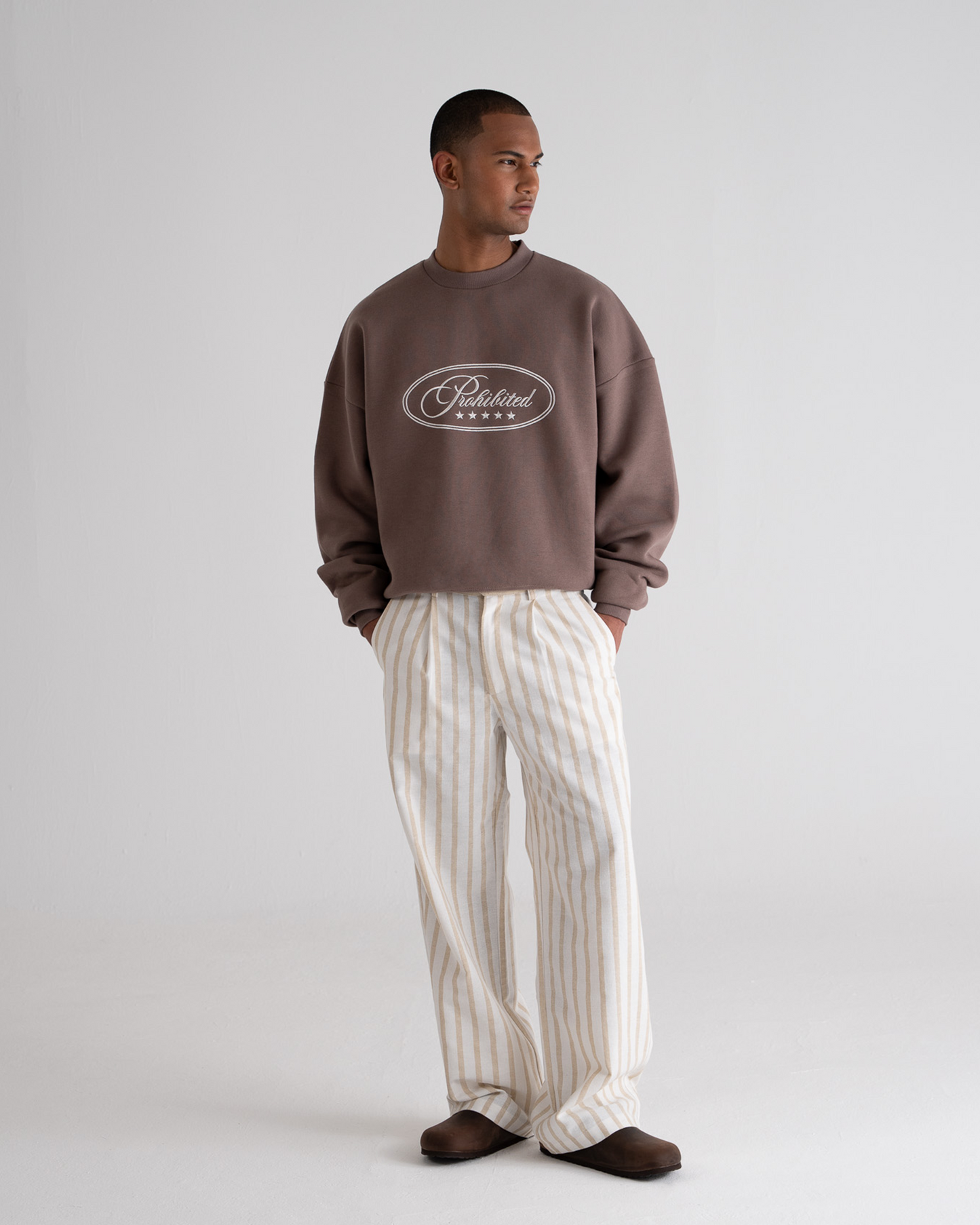 Five-Star Crew Neck Grey