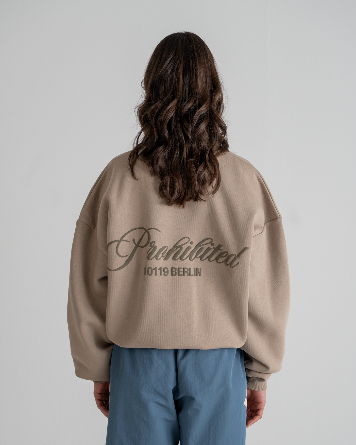 Hometown Crew Neck Dust Grey