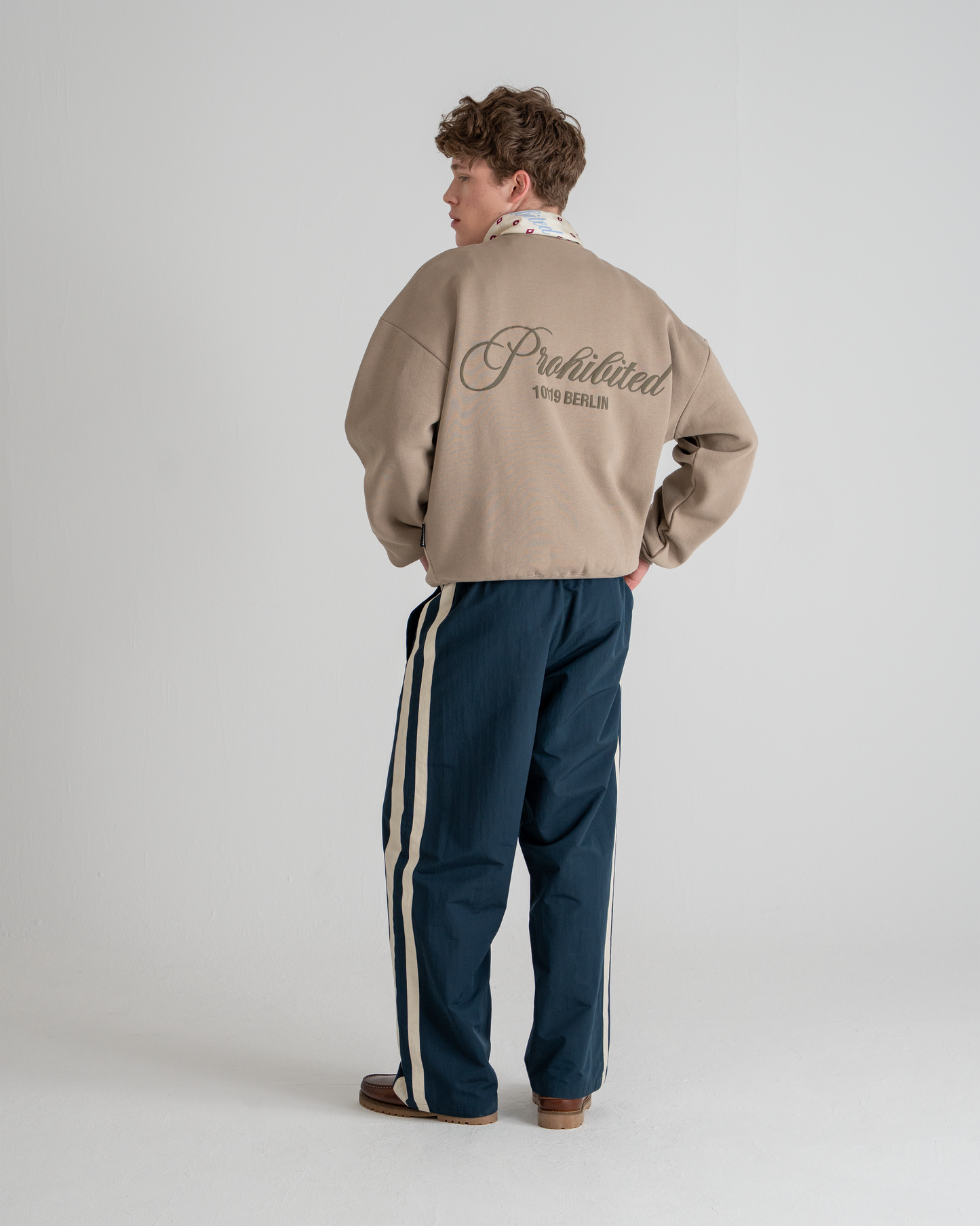 Hometown Crew Neck Dust Grey