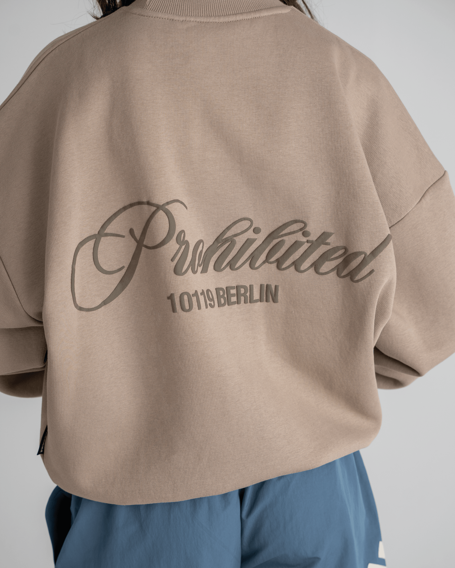 Hometown Crew Neck Dust Grey