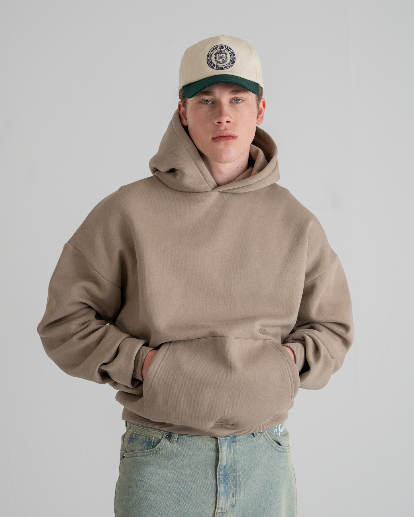 Hometown Hoodie Dust Grey