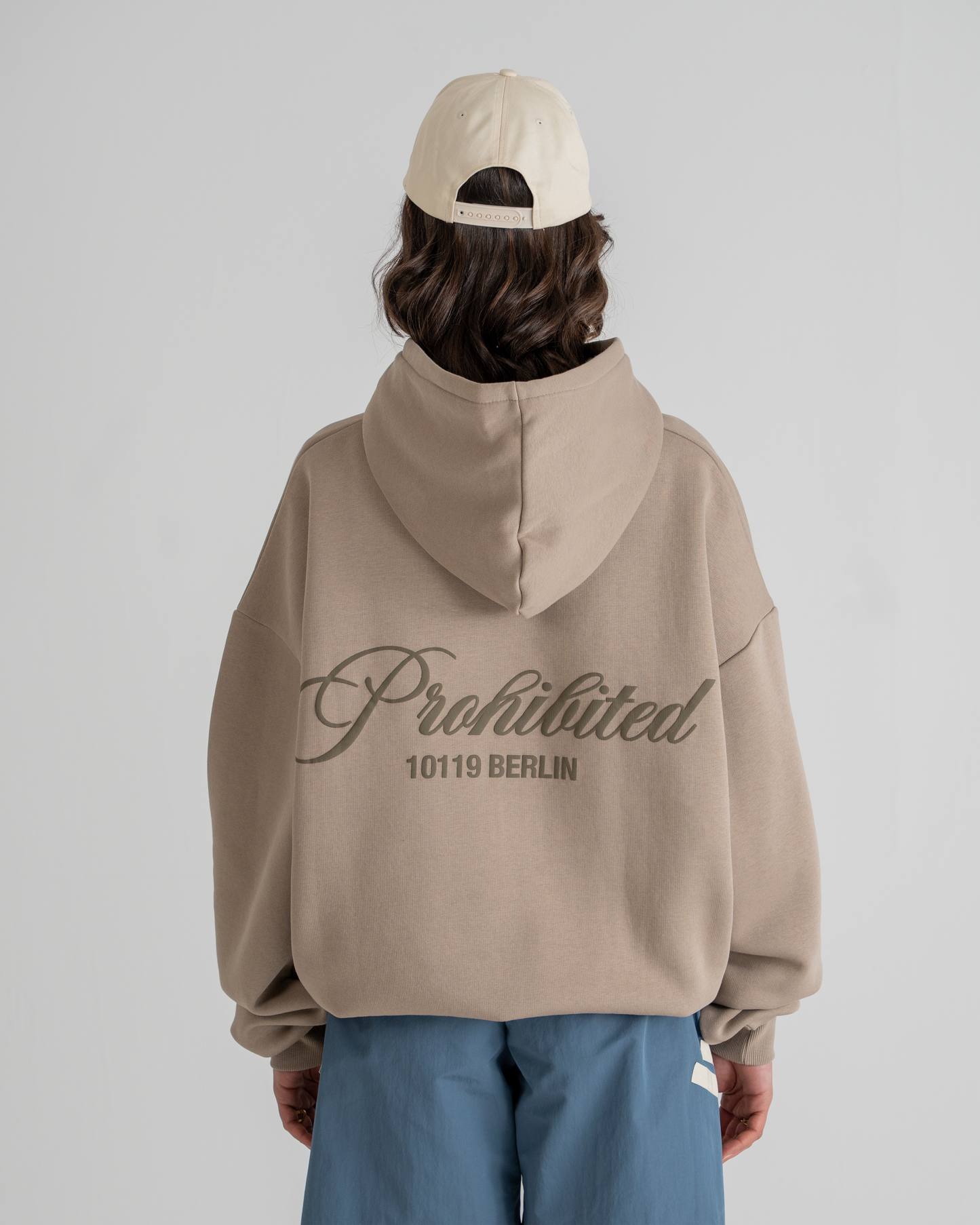 Hometown Hoodie Dust Grey