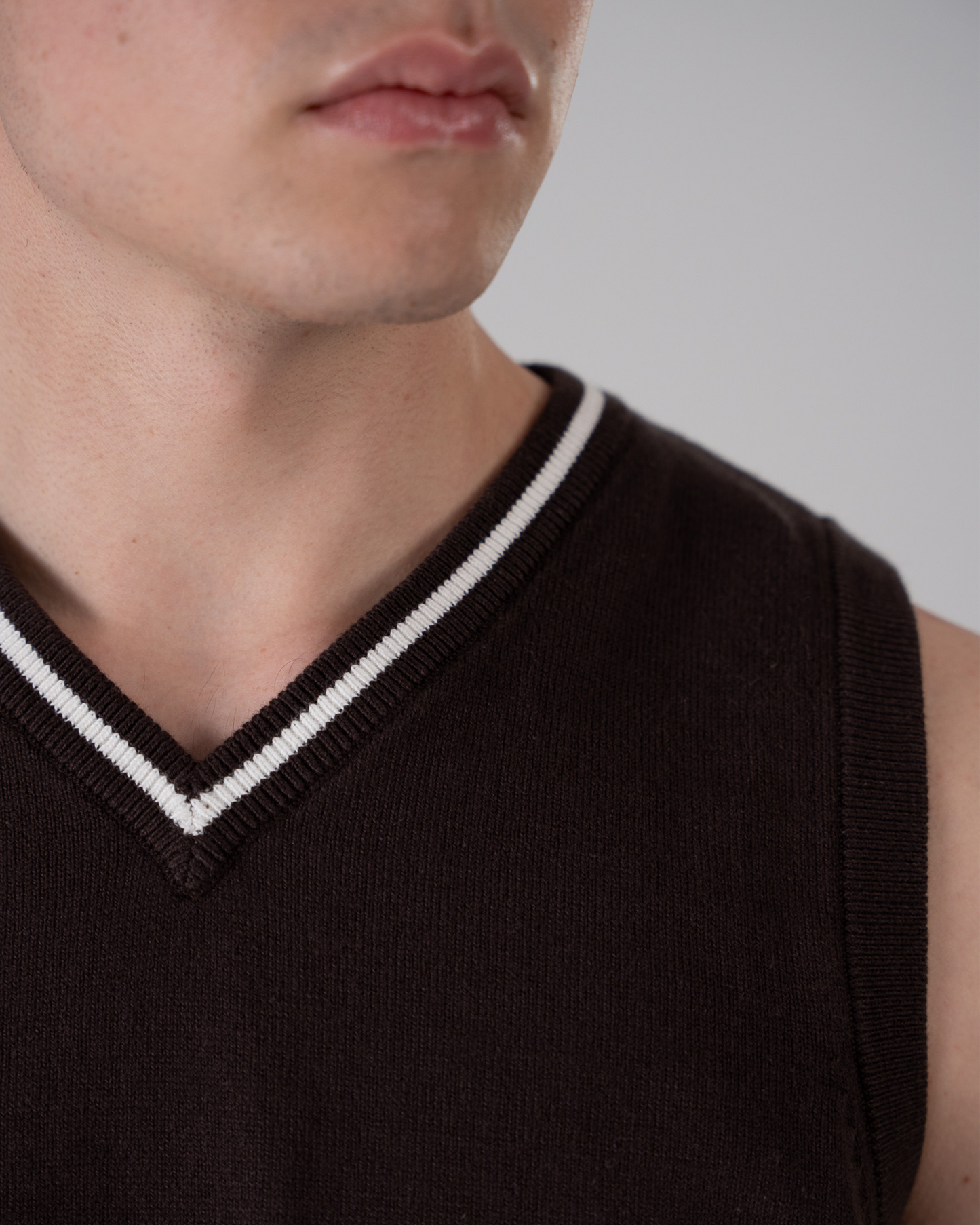 Knitted Vest Taupe