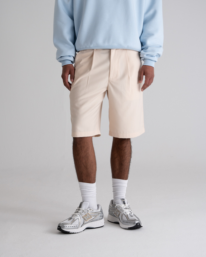 Pleated Shorts Cream
